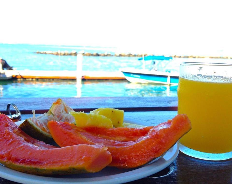 Anchorage Beach Resort Viseisei Bagian luar foto
